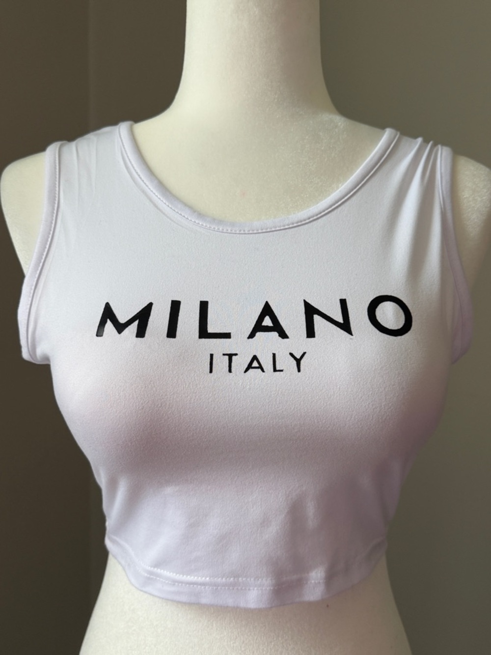 Milano Italy White Crop Tank Top Women’s Medium Y2K Minimalist Graphic Aesthetic - Picture 4 of 9